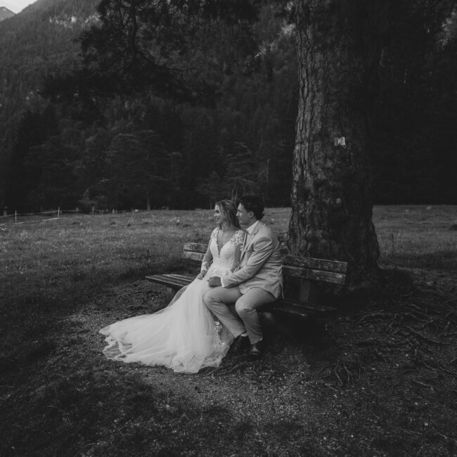 Intimate alpine wedding moment in nature, reflecting calm and personal destination weddings in the Alps