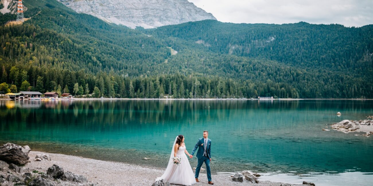 Mountain wedding couple at lake Eibsee
