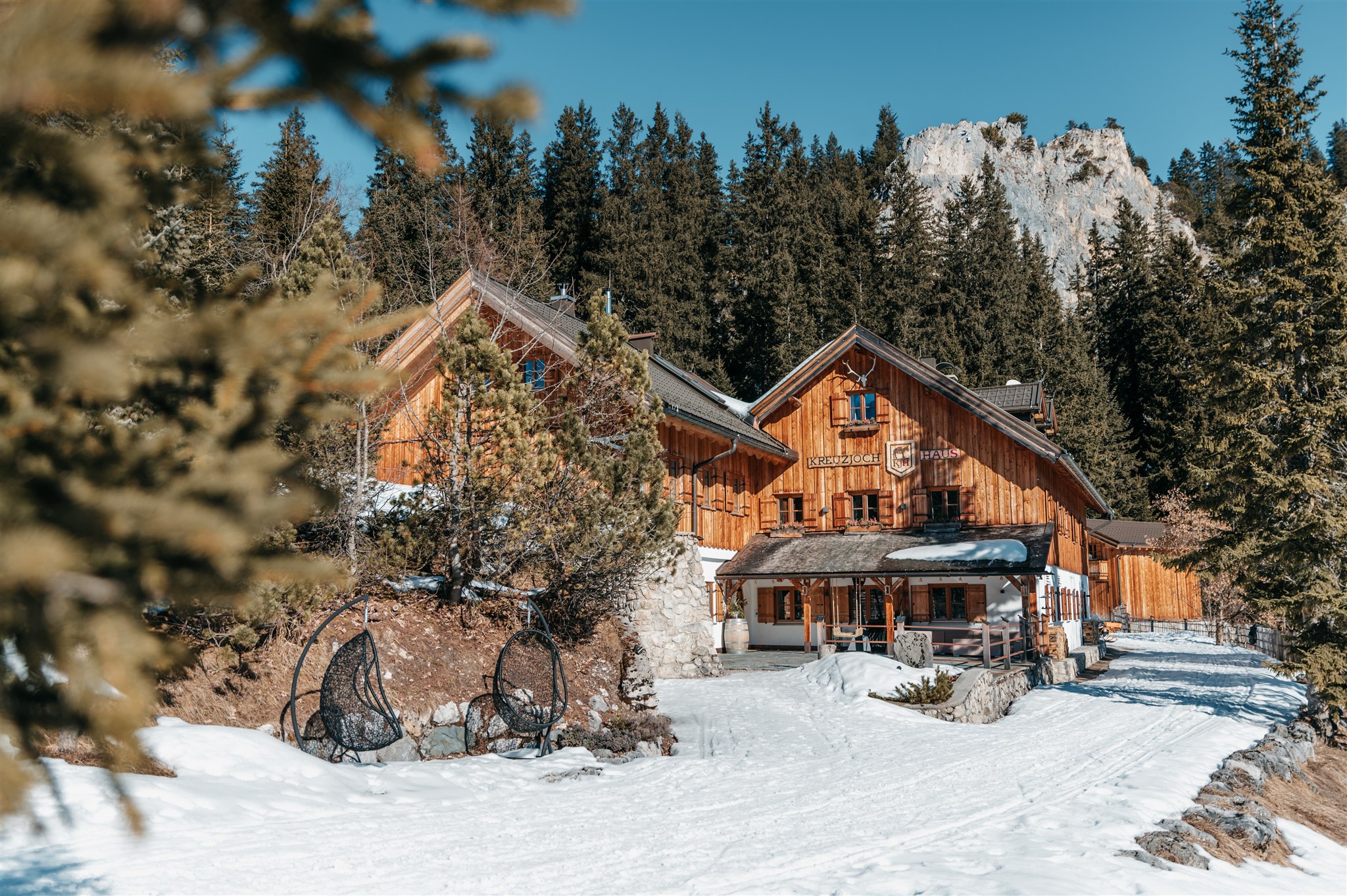 Alpine wedding venue in the Bavarian Alps ideal for a destination wedding in the mountains